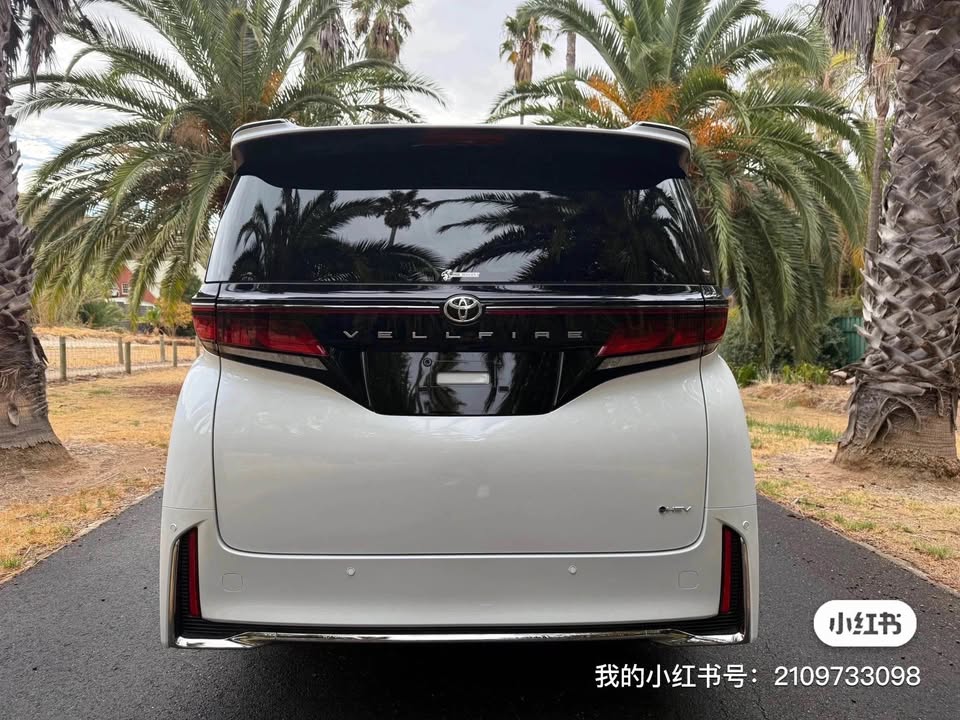 518651911_715554824790977_167267503498823302_n