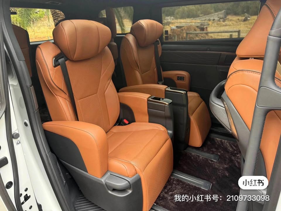 520273239_715554764790983_5497958008641307690_n